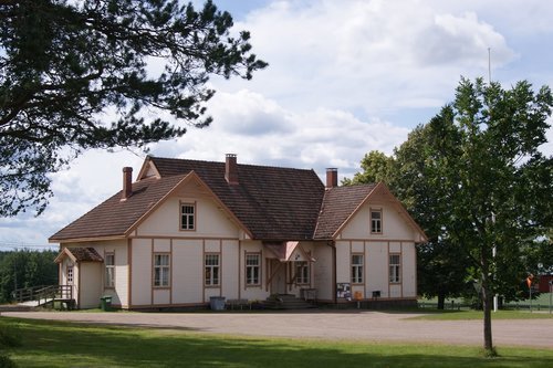 Seurakuntatalo .